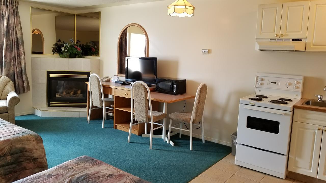 Western Budget Motel Cold Lake Extérieur photo