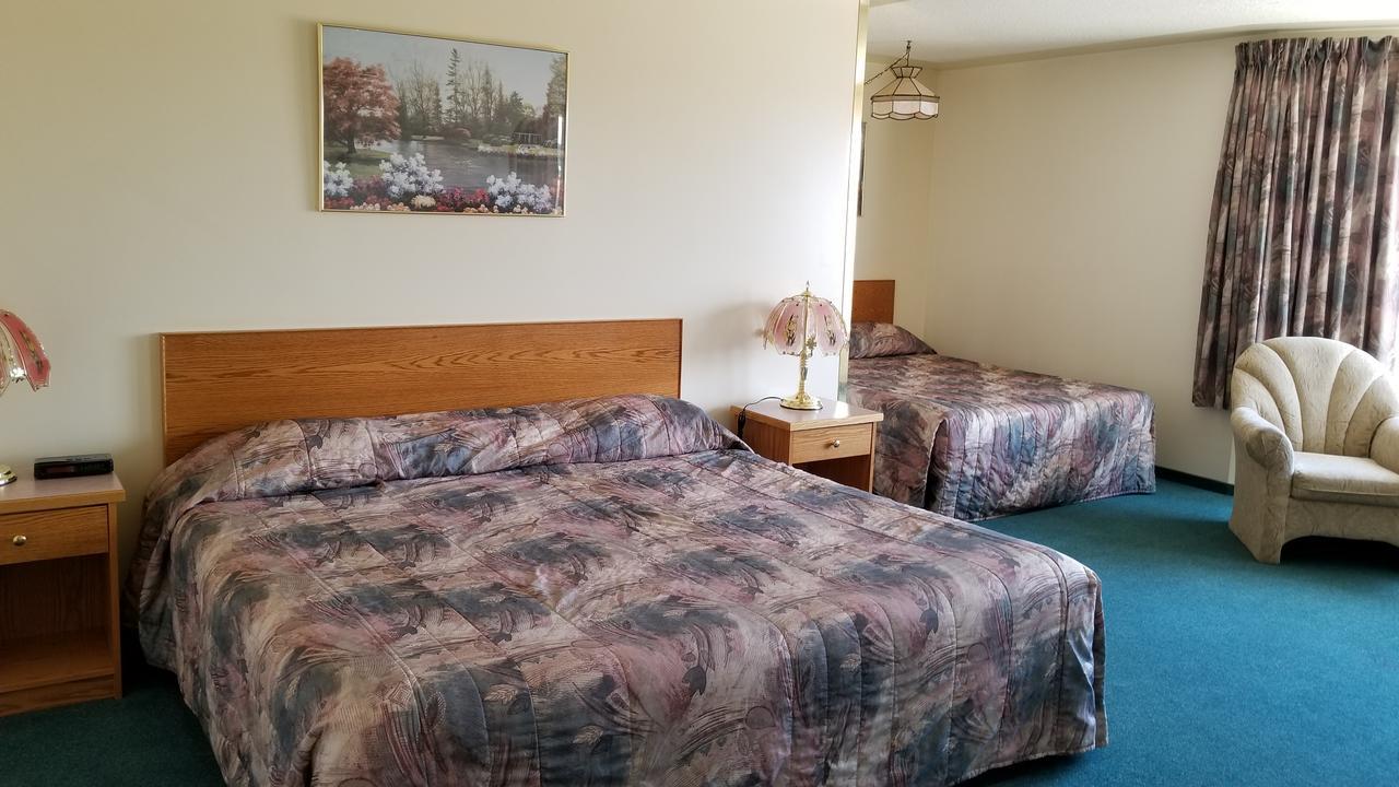 Western Budget Motel Cold Lake Extérieur photo