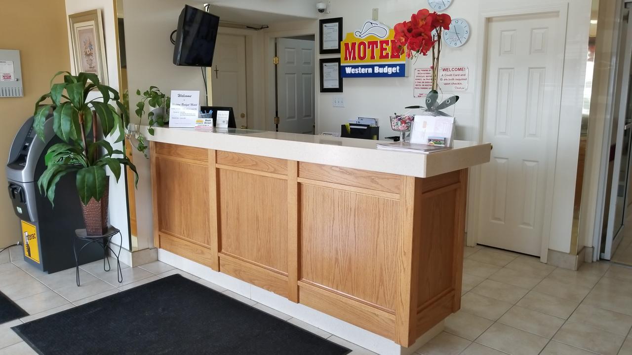 Western Budget Motel Cold Lake Extérieur photo